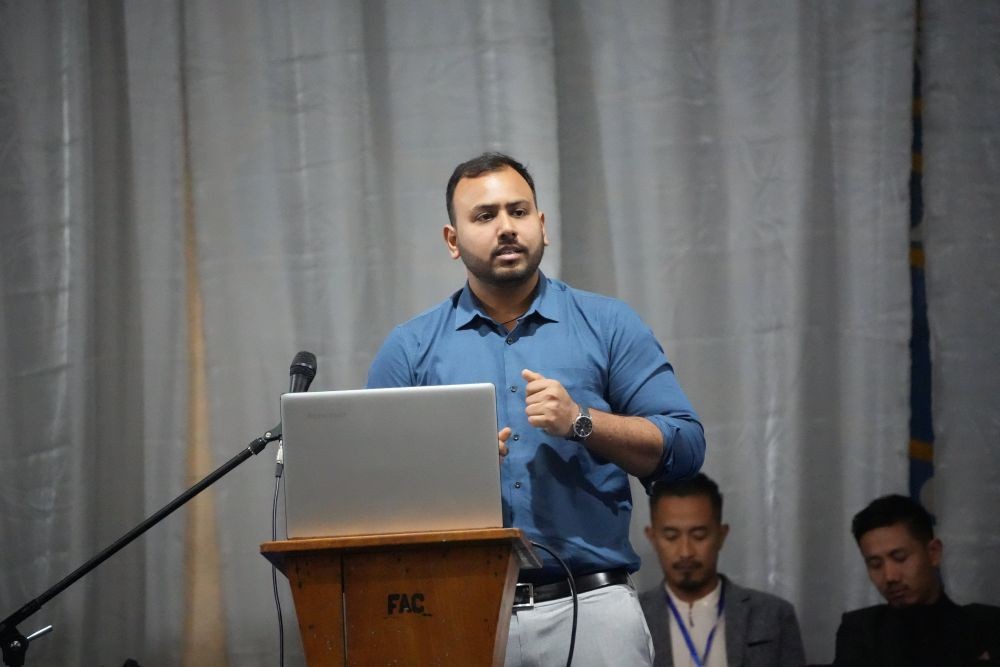 Sachin Barwal, Academy Head of Imperial IAS Academy and ex-faculty of Adda 247, UPSC Guide, IAS and Network, speaking during the career guidance and counselling programmeheld at FAC College Mokokchung on March 20.